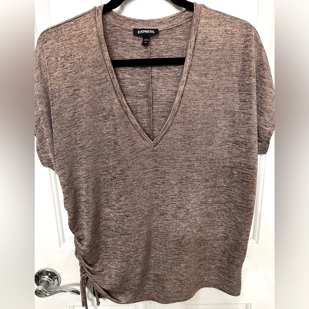 V-neck shimmer blouse